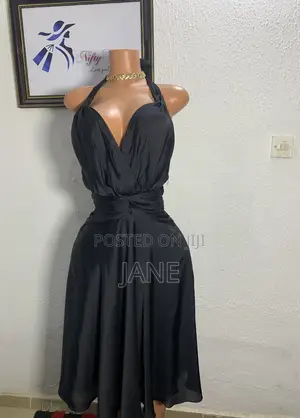 Photo - Gorgeous Chic Sleek Dress