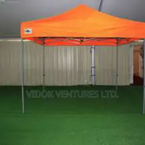 Foldable Canopy/Pup Up Tent( 10ft X 10ft)