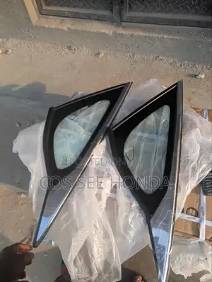 Quarter Vent Glass 2019 Accord