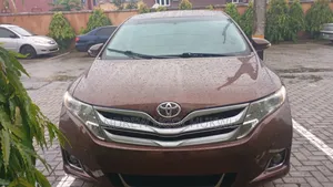 Toyota Venza 2014 Yellow