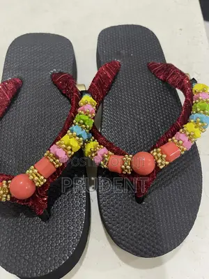 Colorful Dollop Slippers