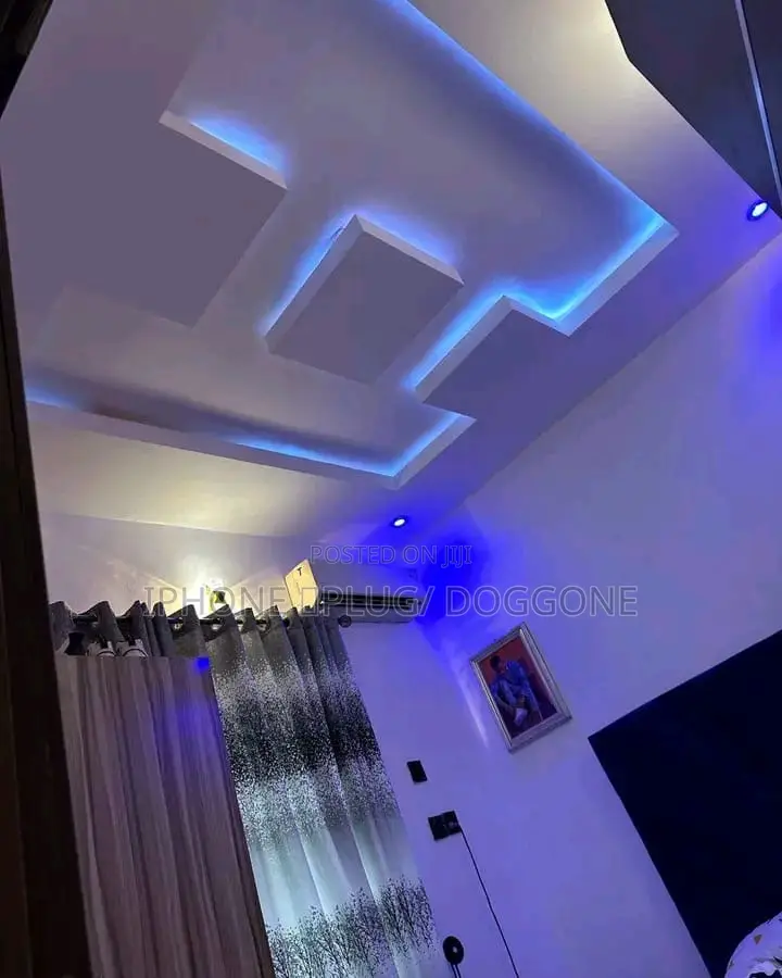 Pop Ceiling And Screeding