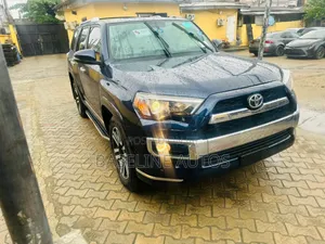 Toyota 4-Runner 2017 Blue