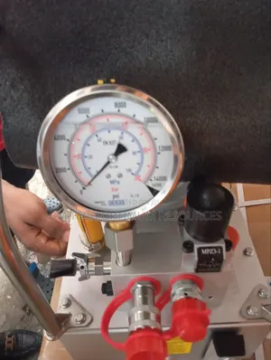 Hydraulic Torque Wrench Pump 10,000 Psi