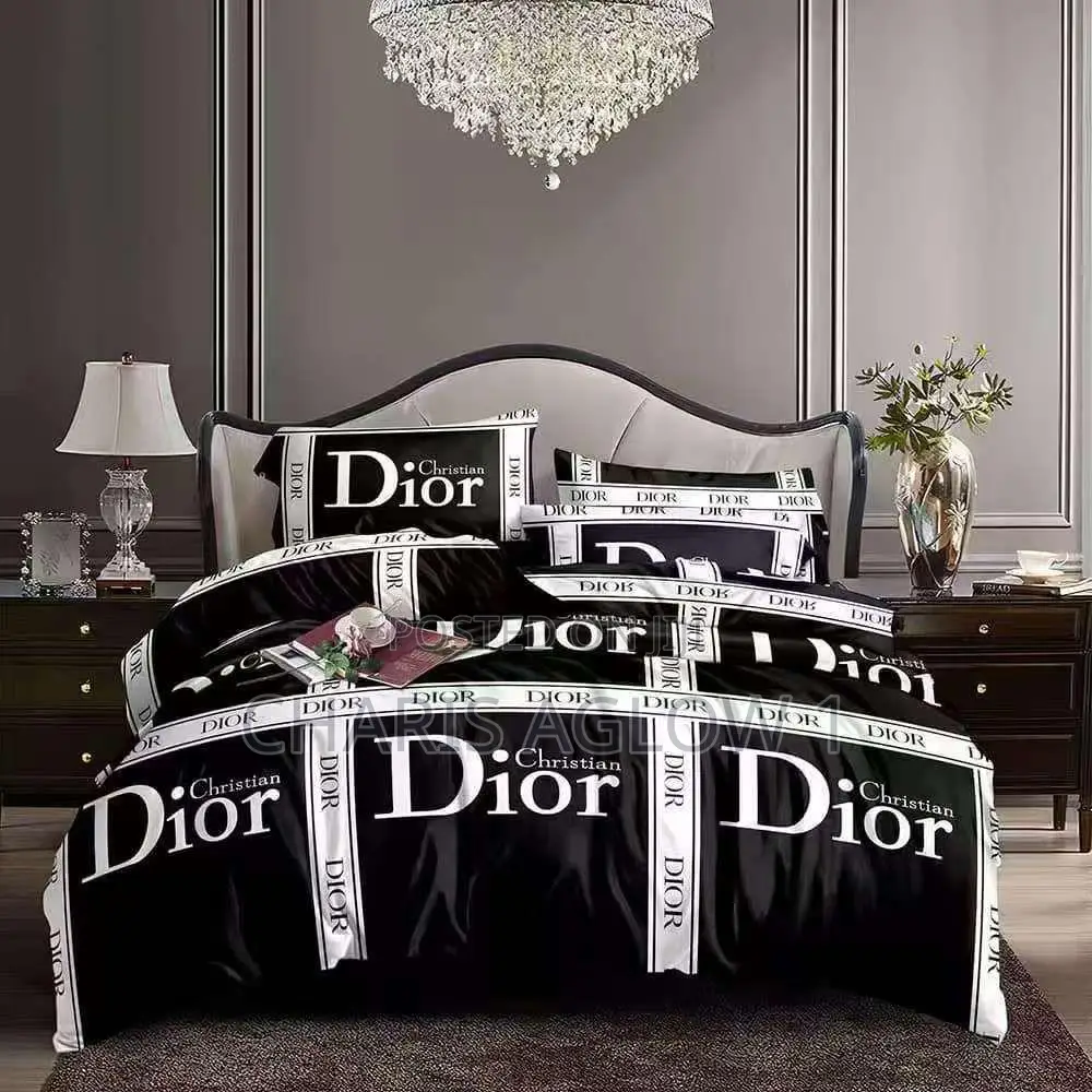 6/7 Bedsheet With Pillow Cases