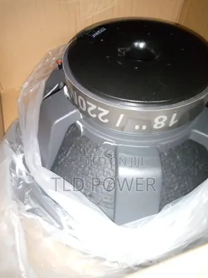 Photo - 18" Titanic Speaker