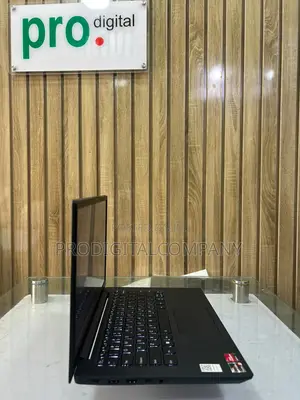 Laptop Lenovo ThinkPad 10 8GB AMD Ryzen 5 SSD 256GB