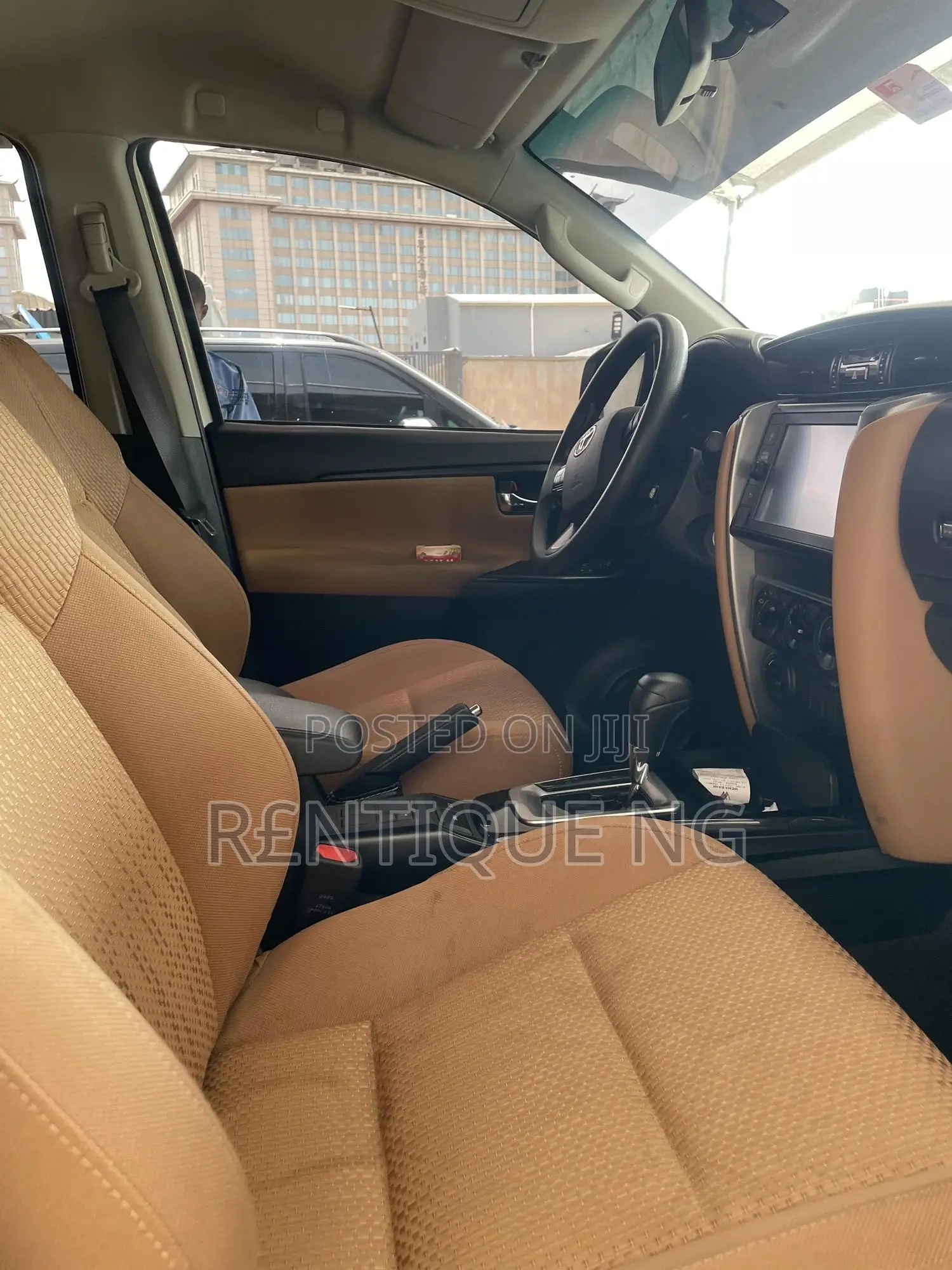 Toyota Rav4 2016 Available For Hire