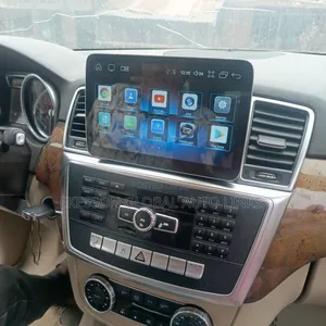 G .L .E Benz 2013 to 2017 Android With Car Play Screen