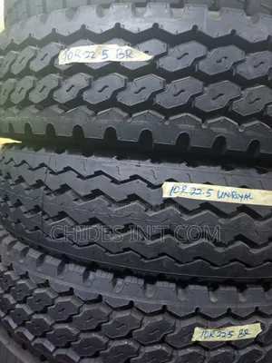 10/22.5 Bridgestone Tire Original