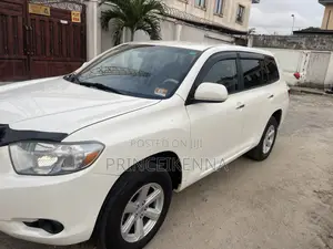 Toyota Highlander 2010 White