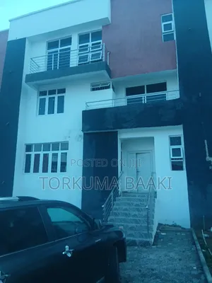4bdrm Townhouse / Terrace in Dantata, Gwarinpa for rent