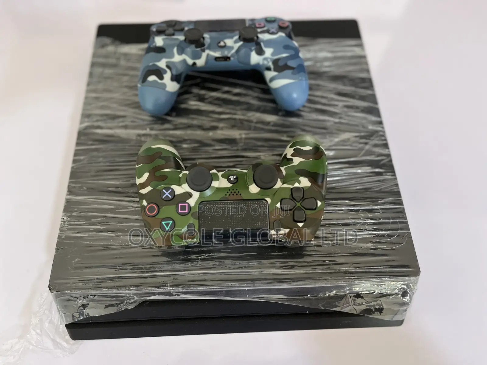 Ps4 Pro With 2 Pads