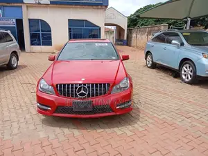 Mercedes-Benz C250 2014 Red