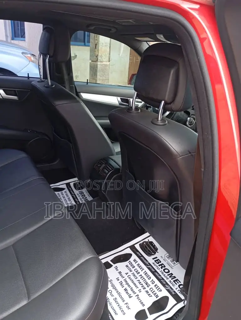 Mercedes-Benz C250 2014 Red