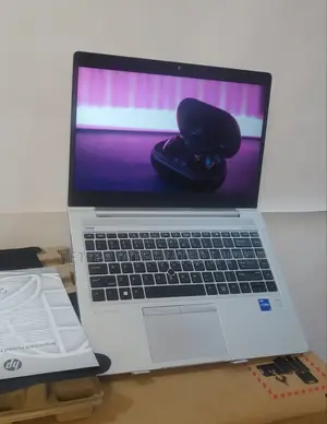 New Laptop HP ProBook 440 G7 8GB Intel Core i5 SSD 1T
