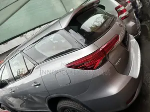 Toyota Fortuner 2019 Silver