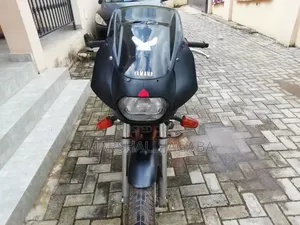 Yamaha 2000