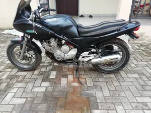 Yamaha 2000