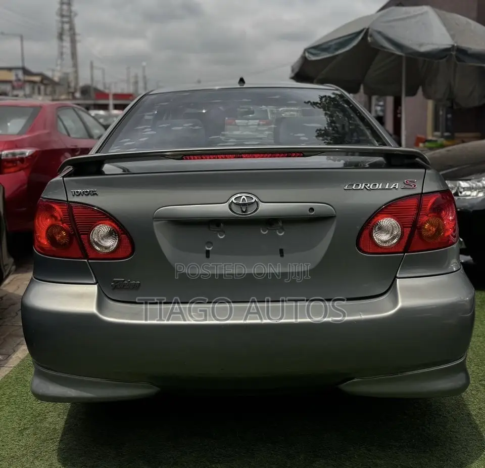 Toyota Corolla 2003 Gray