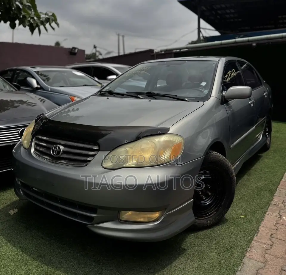 Toyota Corolla 2003 Gray
