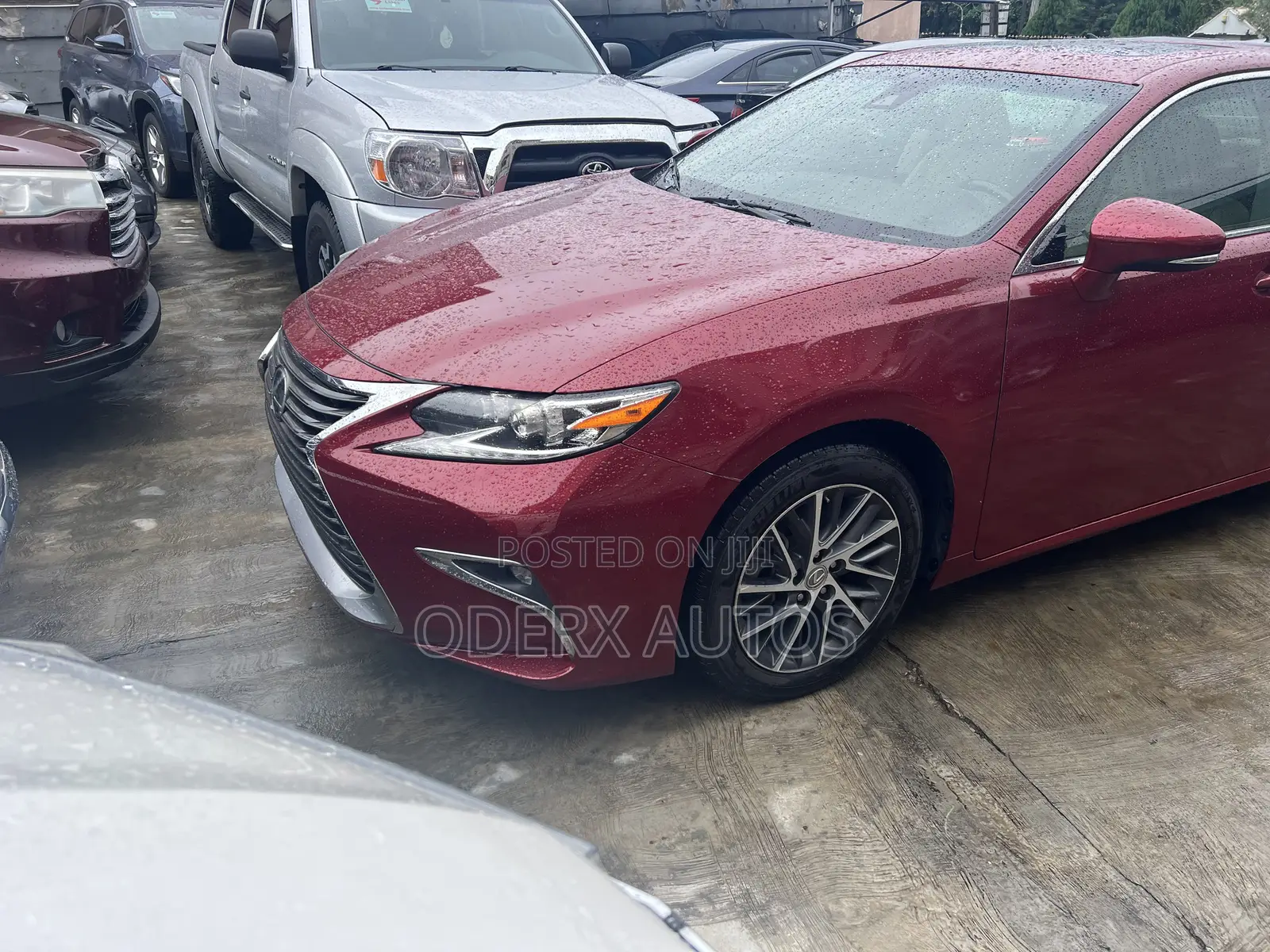 Lexus ES 350 FWD 2017 Red