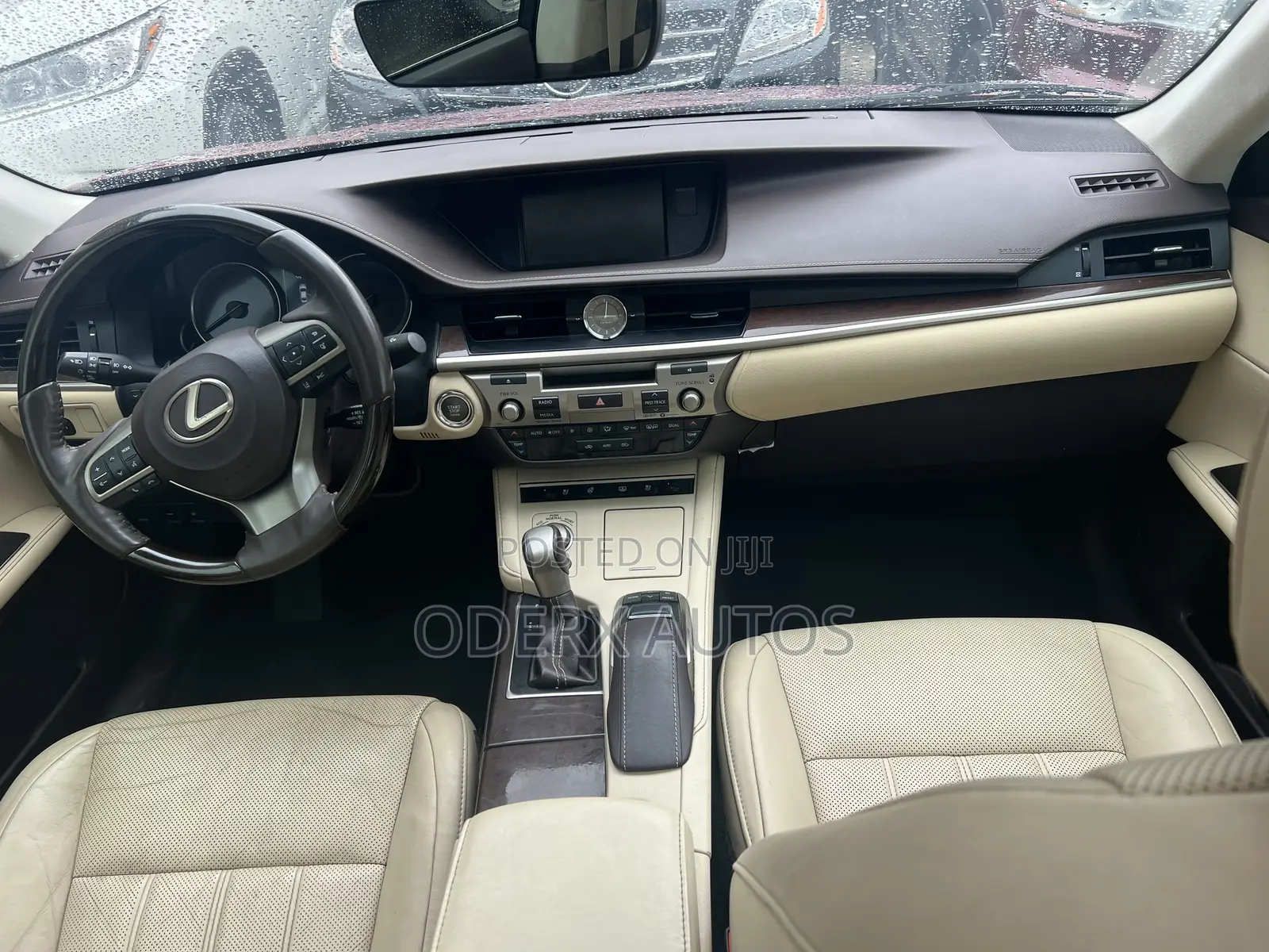 Lexus ES 350 FWD 2017 Red