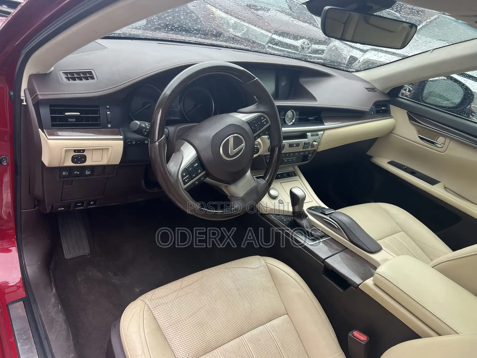 Lexus ES 350 FWD 2017 Red