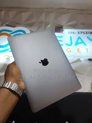 Laptop Apple MacBook Pro 2020 M1 16GB Apple M1 SSD 512GB