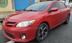 Toyota Corolla LE Special Edition 4dr Sedan (1.8L 4cyl 4A) 2013