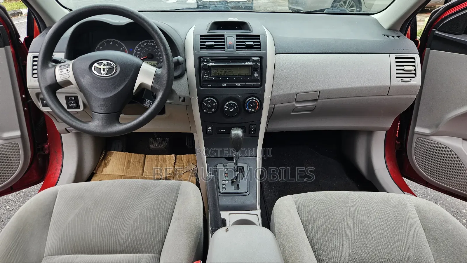 Toyota Corolla LE Special Edition 4dr Sedan (1.8L 4cyl 4A) 2013