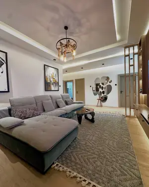 3 Bedroom Apartment With Indoor Outdoor Lounge and Grill