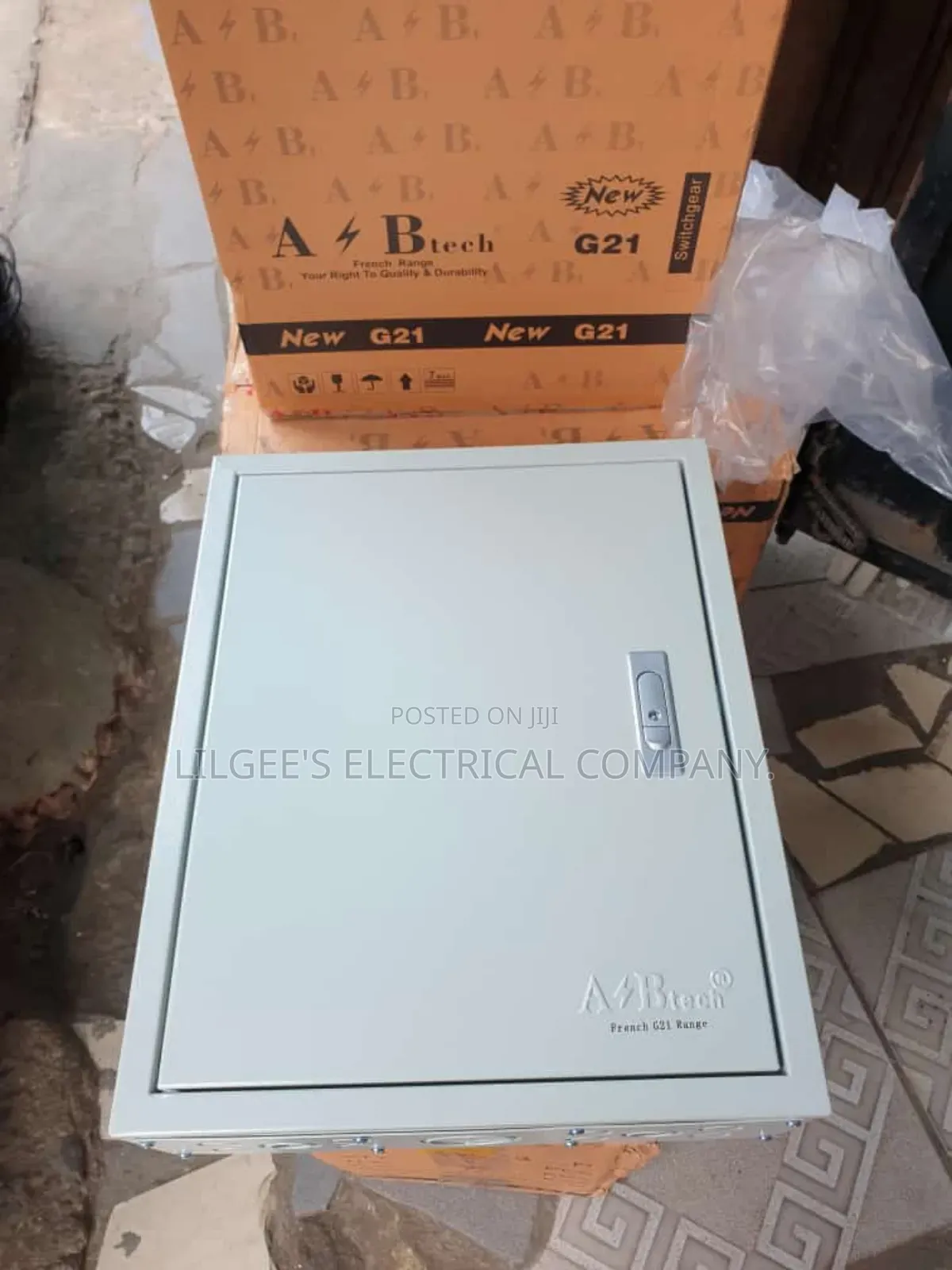 French Range D12 Distribution Board