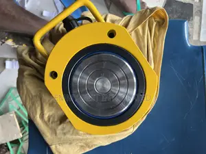 Hydraulic Jack (100 Ton)