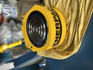 Hydraulic Jack (100 Ton)