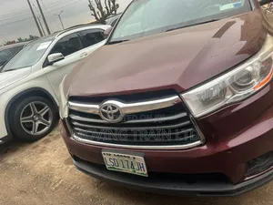 Toyota Highlander 2015