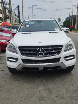 Photo - Mercedes-Benz M Class ML350 4MATIC 4dr SUV AWD (3.5L 6cyl 7A) 2015