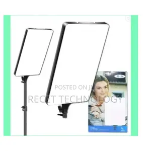 Rl-24 Scene Display Light With Stand