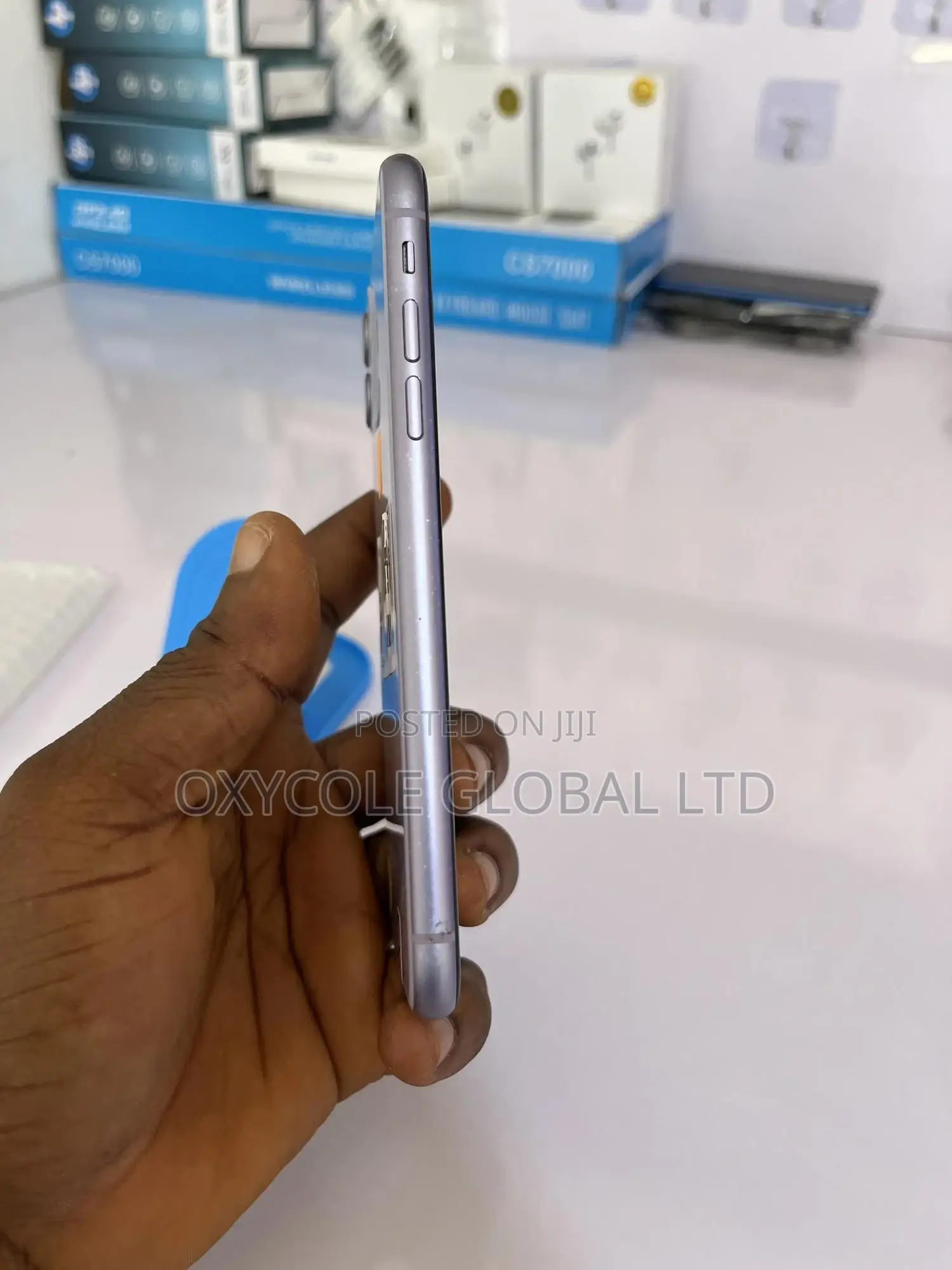 Apple iPhone 11 64 GB Purple