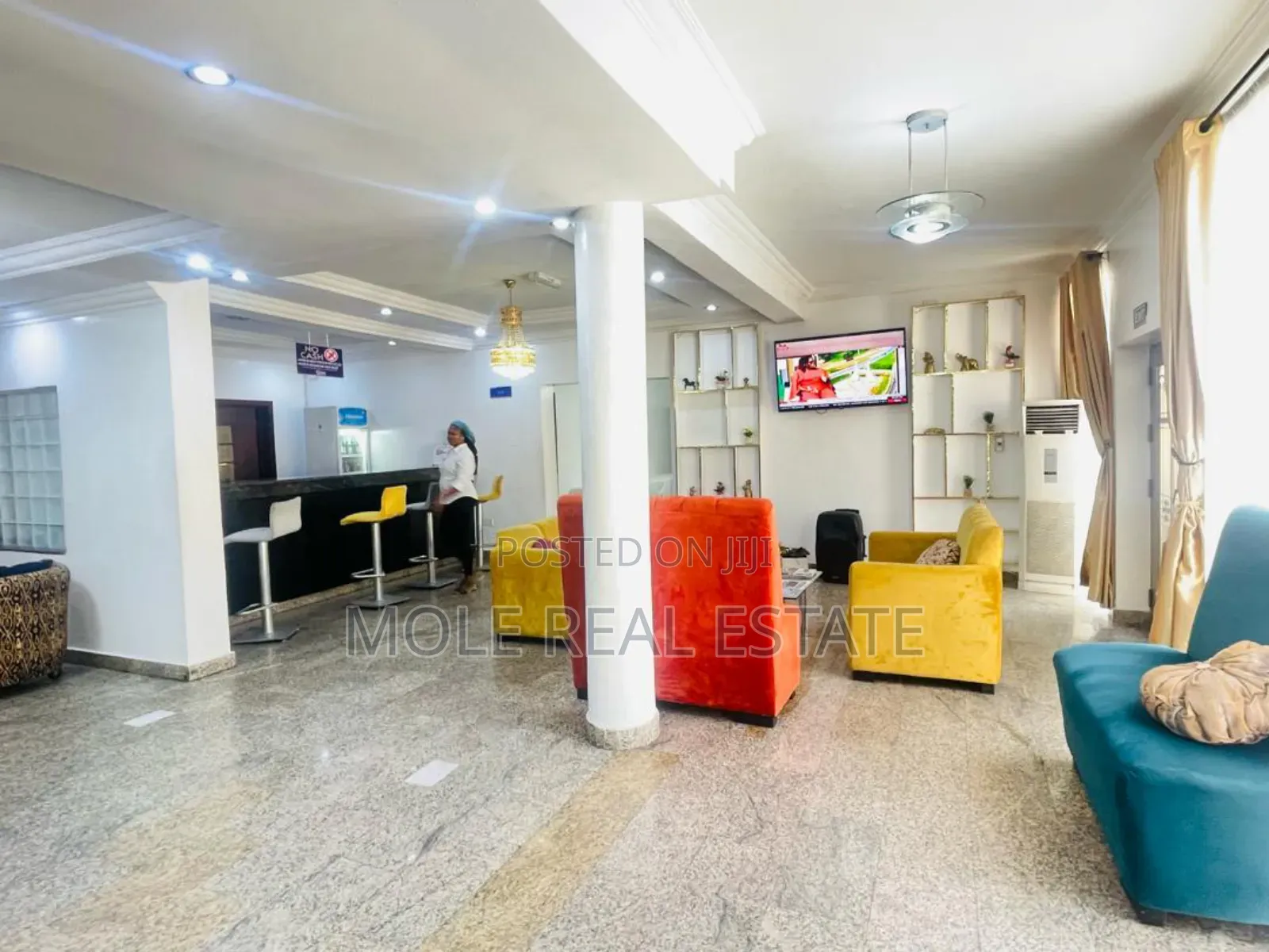 Funtional Luxery 32 Rooms Hotel Gra Ikeja
