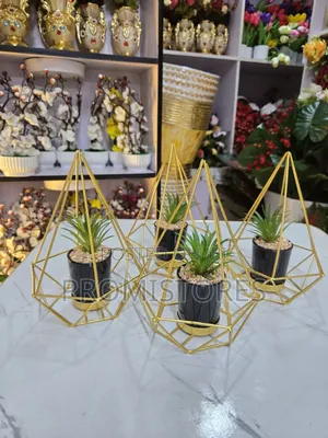 Artificial Plant Art Ornament