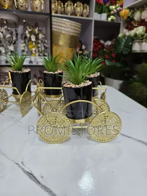 Truck Iron Artificial Plant Ornament