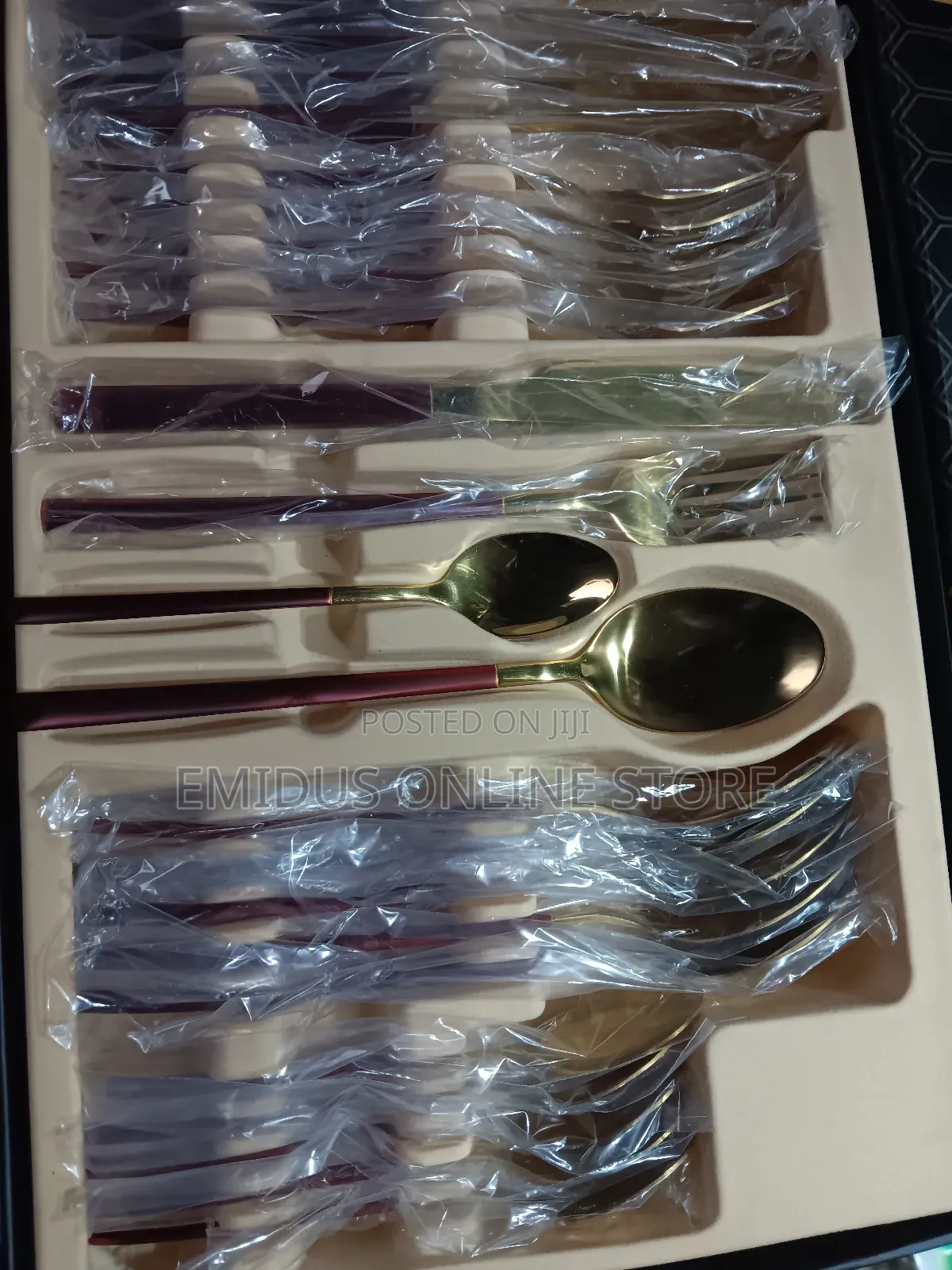 24 PCS Cutlery Set With Box