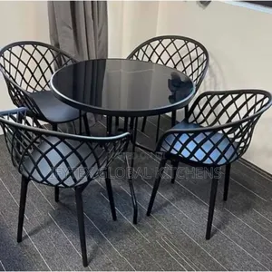 4 Sets of Restaurant