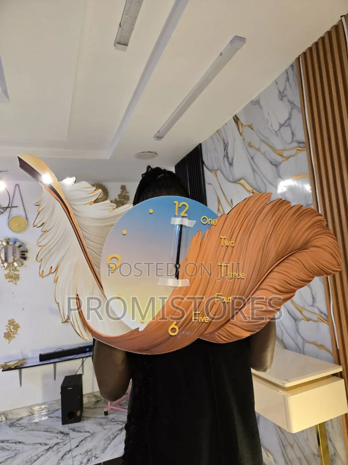 Modern Luxury Feather Art Wall Clock