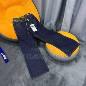 Pure Quality Luxury Cargo Jeans 👖 Well Branded