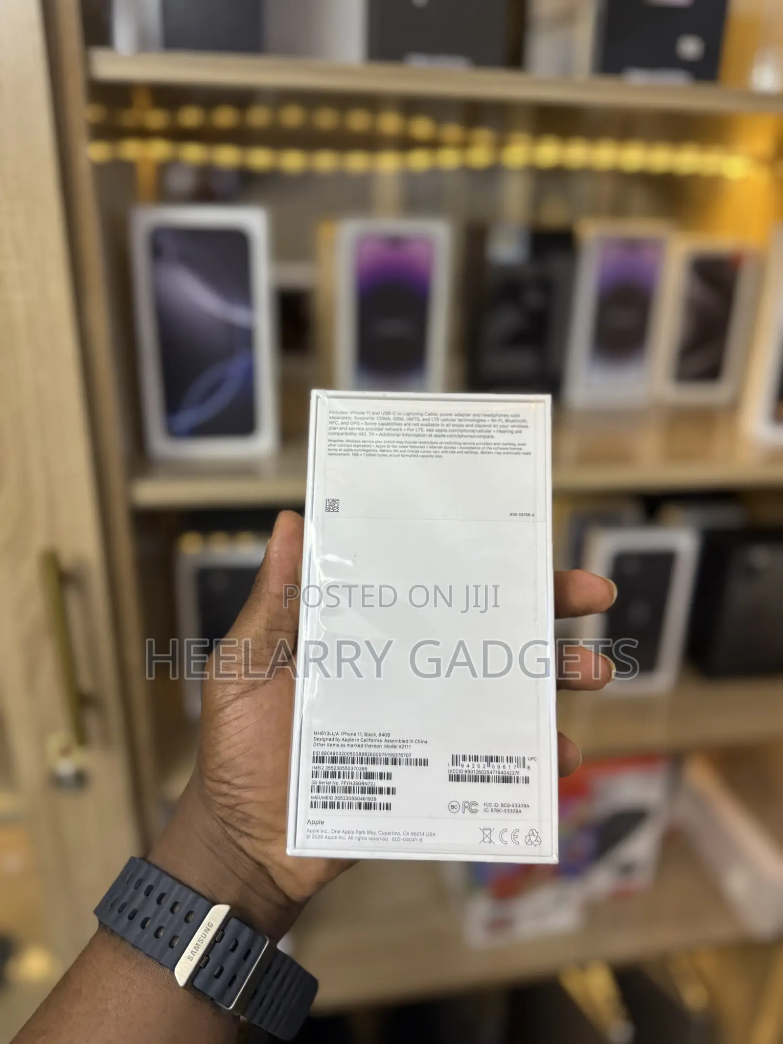 New Apple iPhone 11 64 GB Blue