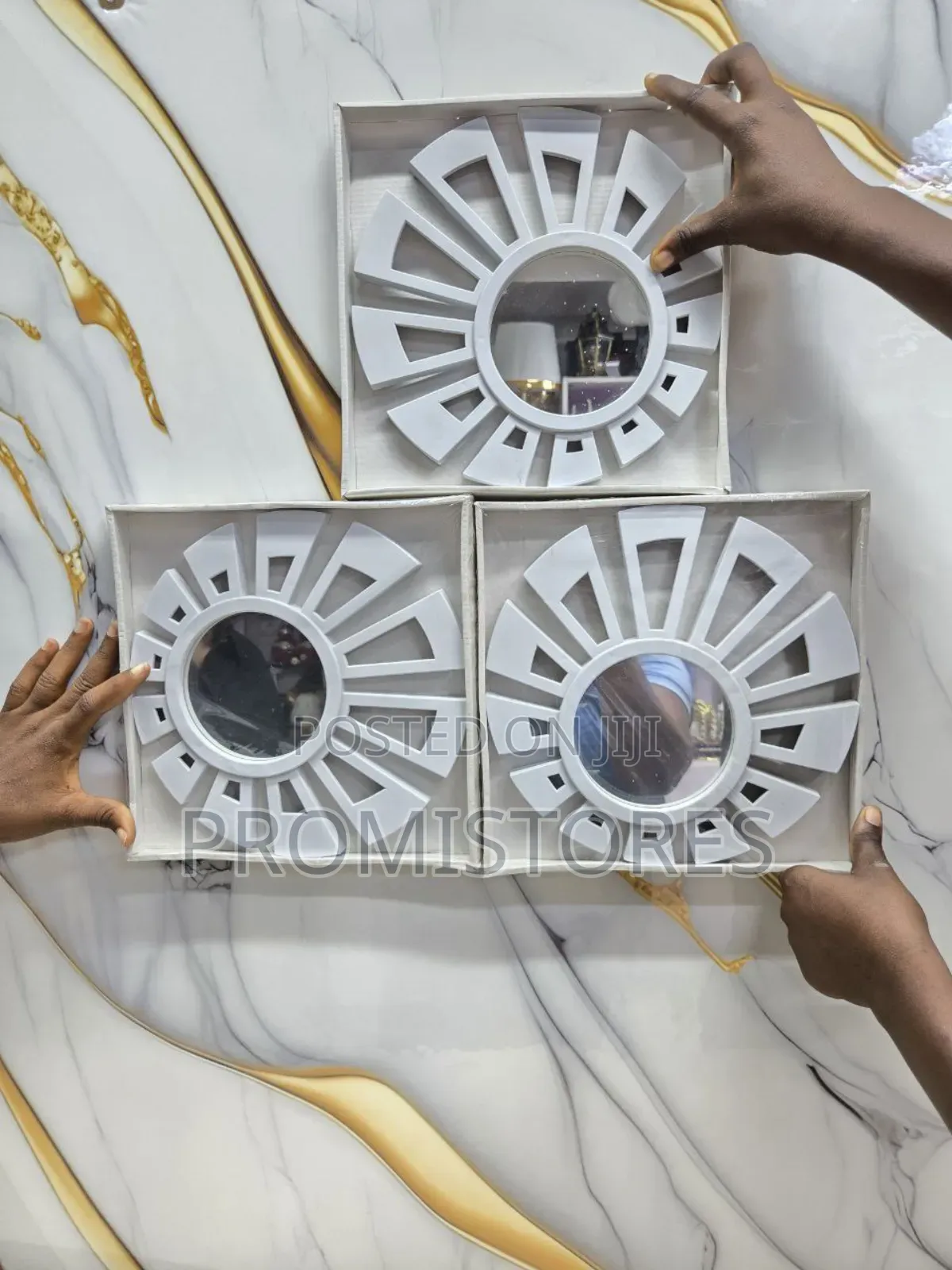 3pcs Metal Frame Wall Mounted Round Mirror