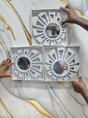 3pcs Metal Frame Wall Mounted Round Mirror