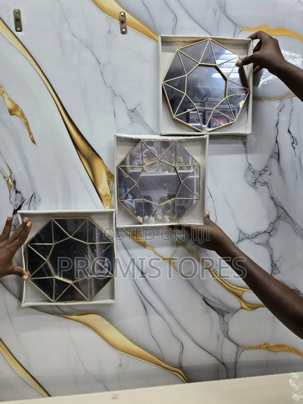 3pcs Metal Frame Wall Mounted Round Mirror